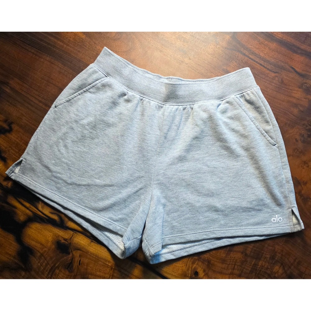 Alo Yoga Athletic Atheleisure Workout Wear Cozy Premium Y2k Minimalist